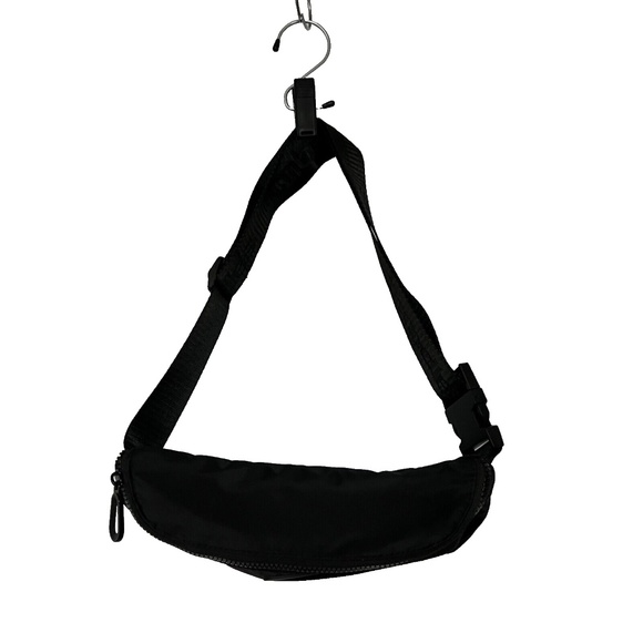 Caboodles Waist Bag Sling Fanny Pack Black Hiking Cycling Back Zippered Pocket - Picture 5 of 11